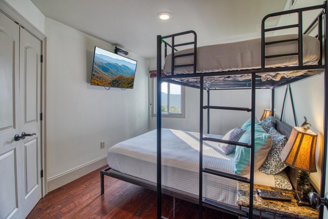 Breathtaking Sunsets, Views, Pool, Heaven Awaits! Βίλα Gatlinburg Εξωτερικό φωτογραφία