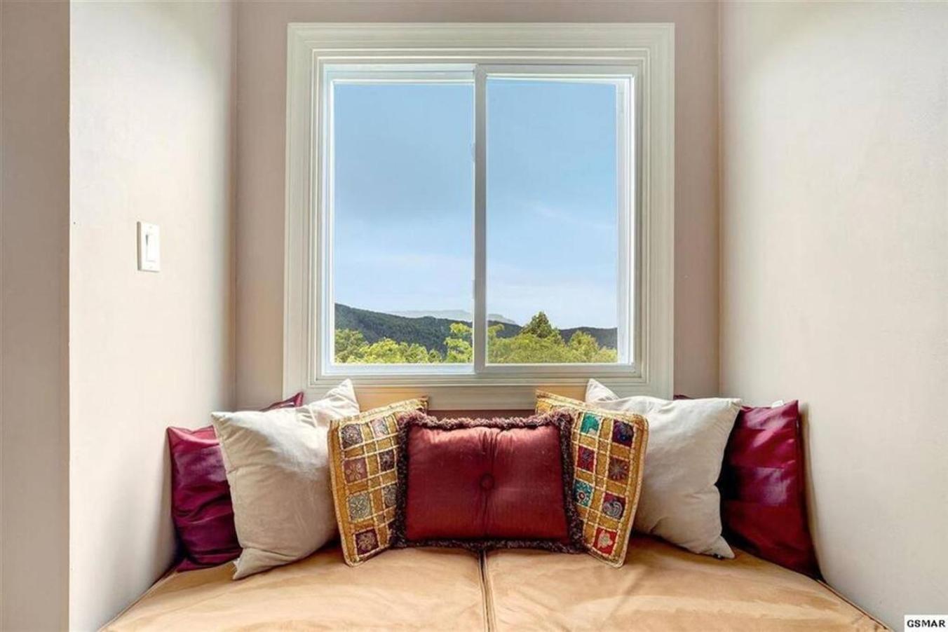 Breathtaking Sunsets, Views, Pool, Heaven Awaits! Βίλα Gatlinburg Εξωτερικό φωτογραφία
