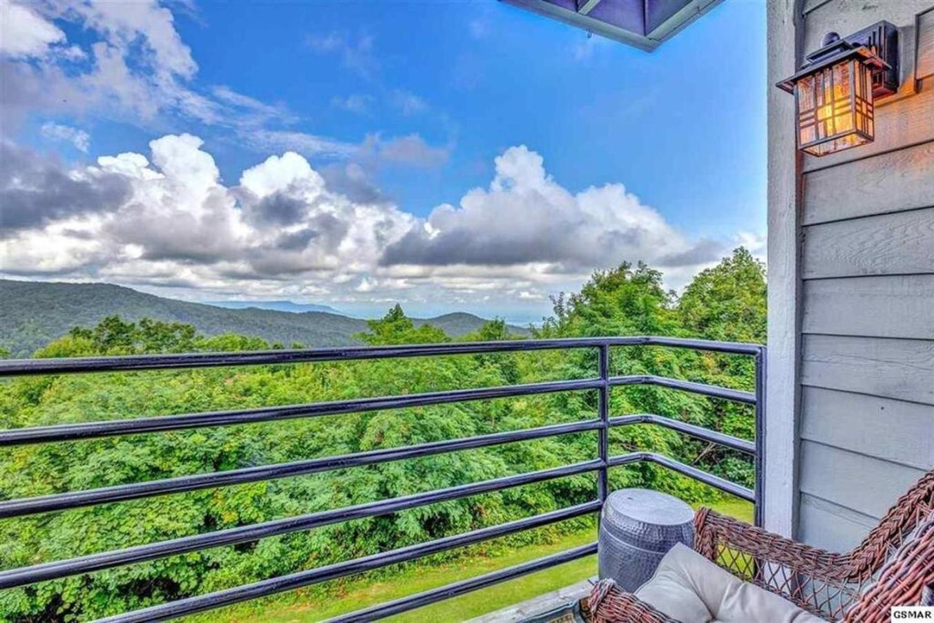 Breathtaking Sunsets, Views, Pool, Heaven Awaits! Βίλα Gatlinburg Εξωτερικό φωτογραφία